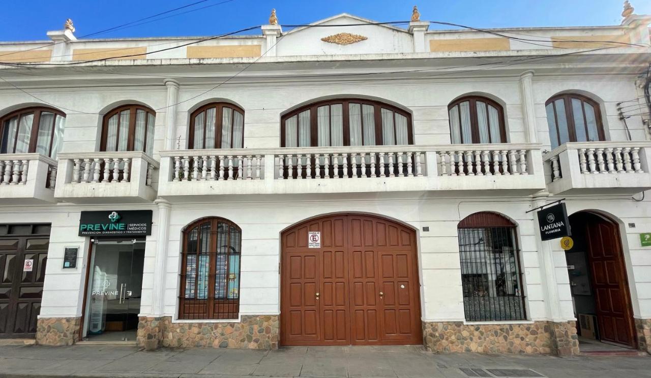 Hospedaje Sarabia Sucre Exterior foto